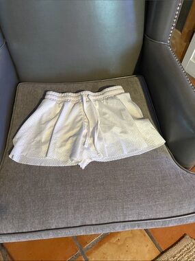 White mesh butterfly shorts